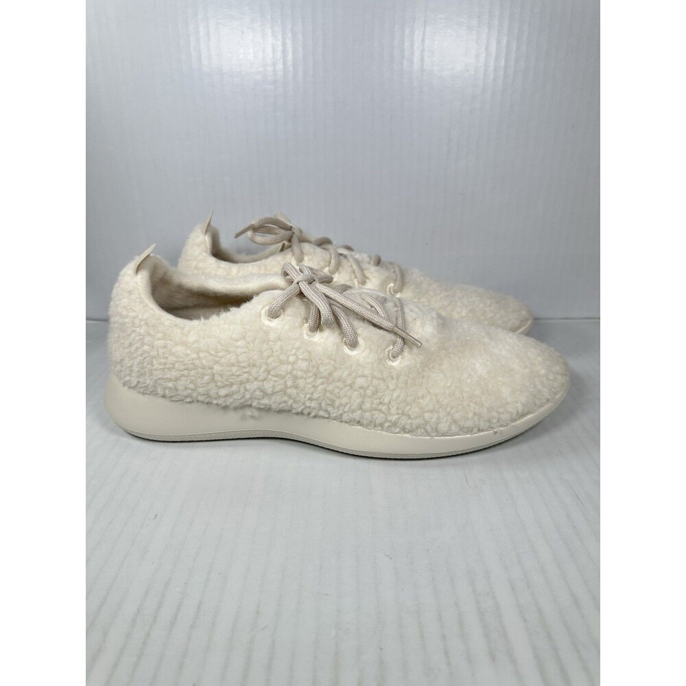 Size 11 Allbirds Wool Runner Fluffs Men Sneakers Shoes White WB1MAWW110 NEW
